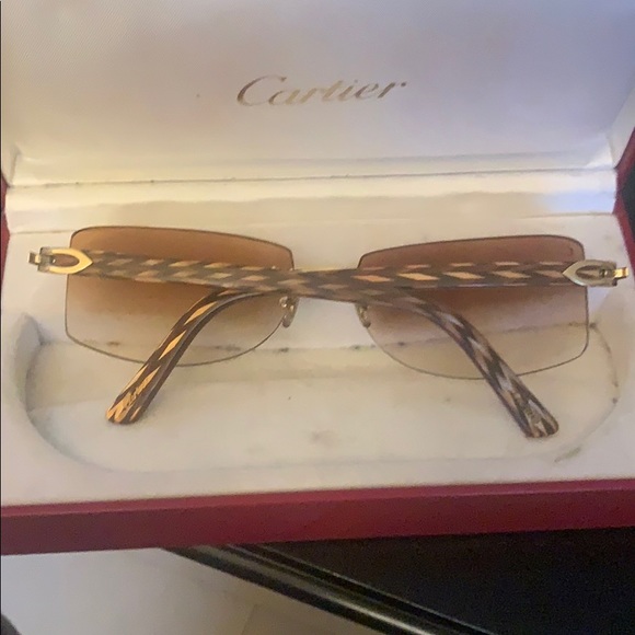 Cartier sunglasses 100% real deal - Picture 3 of 4